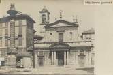 Colonna e chiesa di S.Babila