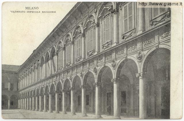 Milano - Colonnato Ospedale Maggiore - click to next image