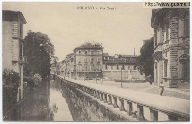 Milano - Via Senato - click to next image