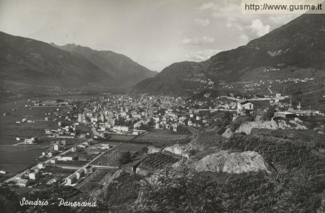 1967-05-05 Panorama_orvin-52928A-SO3pest - click to next image
