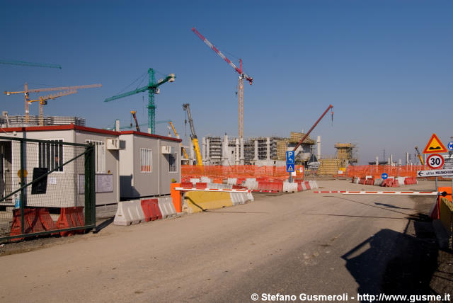  Ingresso cantiere da Sud - click to next image