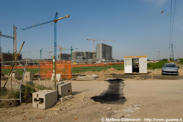  Via Cascina Venina - click to next image