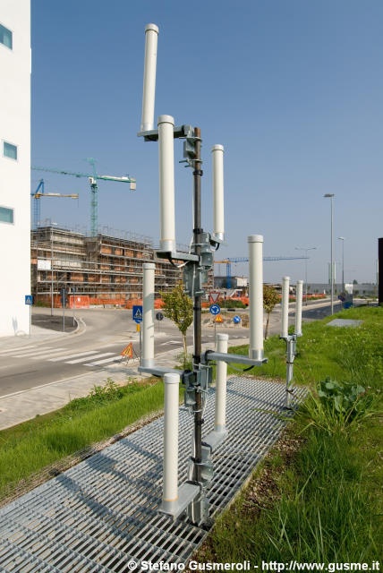  Antenne - click to next image
