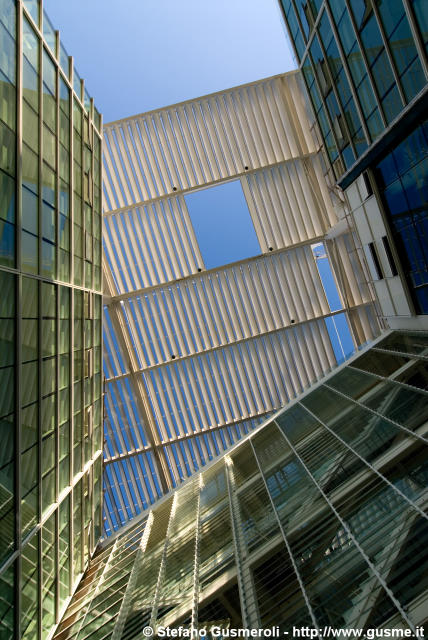  Brise soleil - click to next image