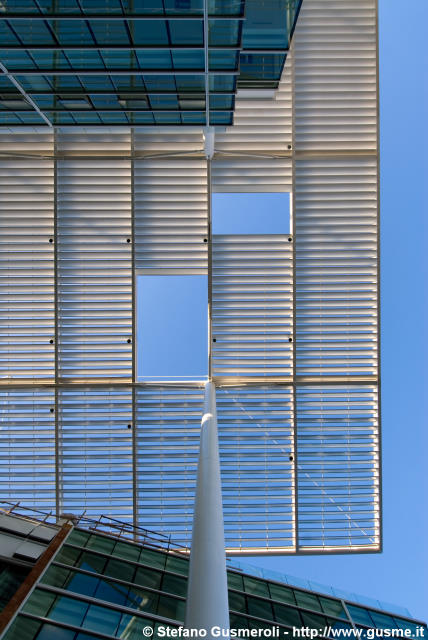 Brise soleil - click to next image