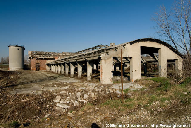  Stalla - click to next image