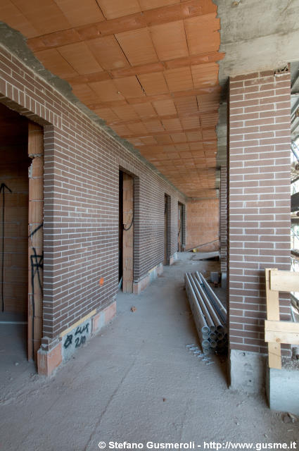  Loggia piano 2 - click to next image