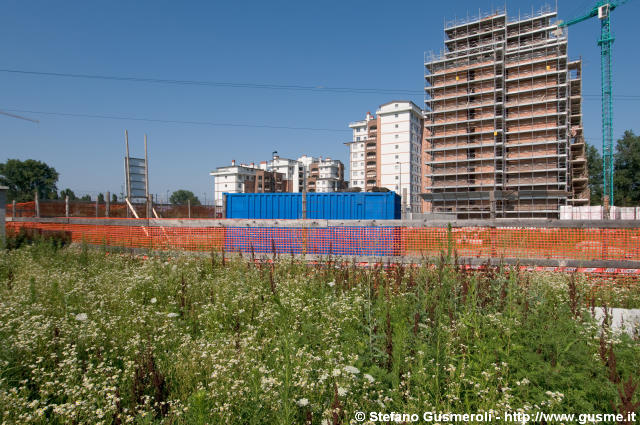  Cantieri ed edifici terminati - click to next image
