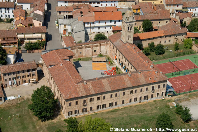  Abbazia di S.Pietro - click to next image