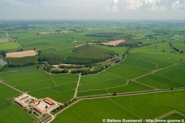  Campi presso la Cascina Battaglia - Olevano di Lomellina - click to next image