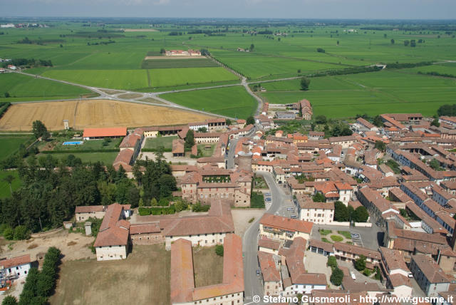  Sartirana Lomellina - Panoramica da Sud Ovest - click to next image