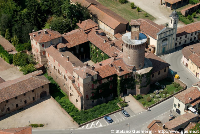  Castello di Sartirana - click to next image