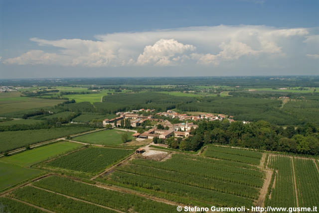  Panorama verso Sforzesca - Vigevano - click to next image