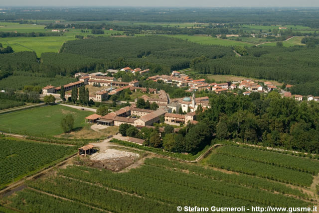  Sforzesca - click to next image