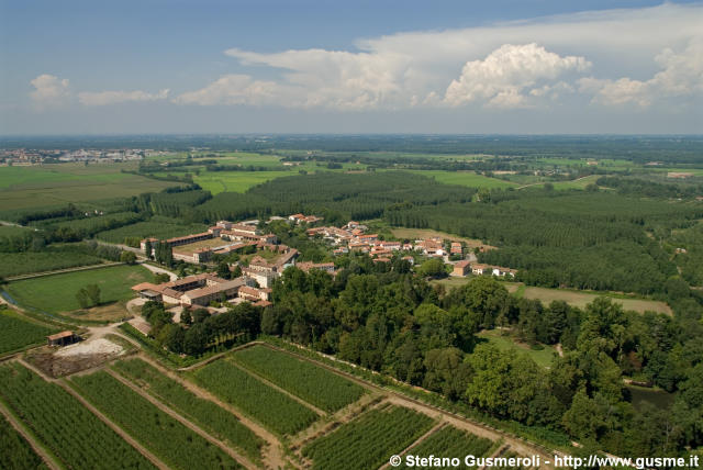  Sforzesca - click to next image