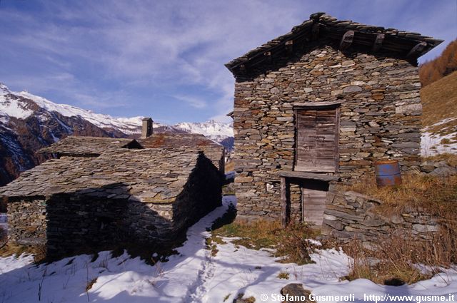  Bondeno di mezzo - click to next image
