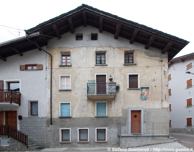  Via Giovanni XXIII 17 - click to next image