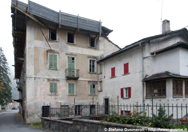  Hotel Posta - Fronte Nord - click to next image