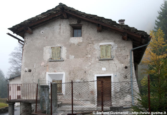  Via Acero 34 - click to next image