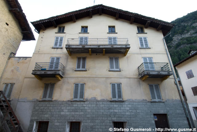  Fronte Sud - click to next image