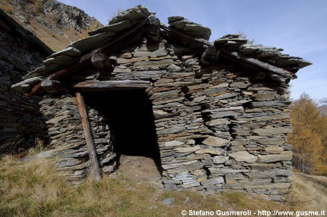  Stalla cadente - click to next image