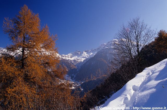  Verso la valle di Fraciscio - click to next image