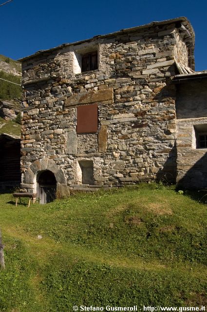  S.Sisto - Canonica - click to next image