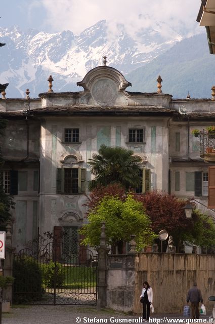  Palazzo Salis - click to next image