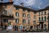 20060512_100803 Piazza Bertacchi