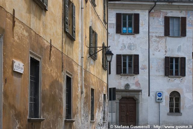  Via dei Vescovi Giani - click to next image