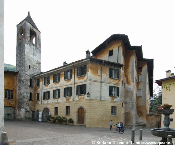  S.Pietro e convento Suore Agostinane - click to next image