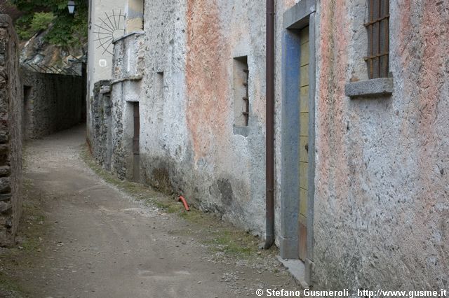  Poiatengo - click to next image