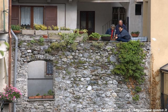  Mura lungomera - click to next image