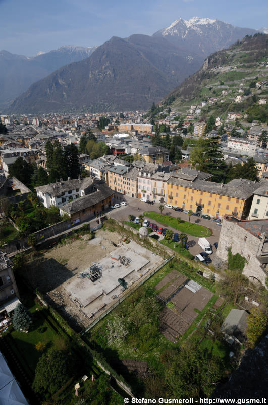  Orti e cantiere in via Picchi - click to next image