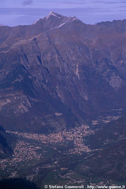  Chiavenna e pizzo Stella - click to next image