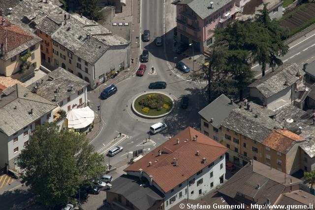  Largo Antonino Pio - click to next image
