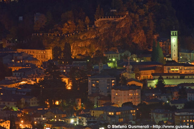  Centro storico di Chiavenna - click to next image