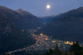 20061104_173606 Chiavenna e Bregaglia in notturna