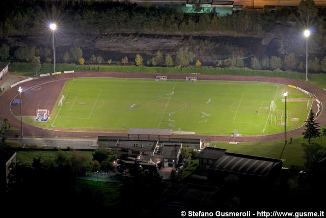  Campo sportivo - click to next image