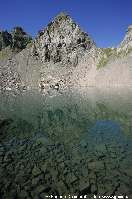  Lago Rotondo e pizzo di Trona - click to next image