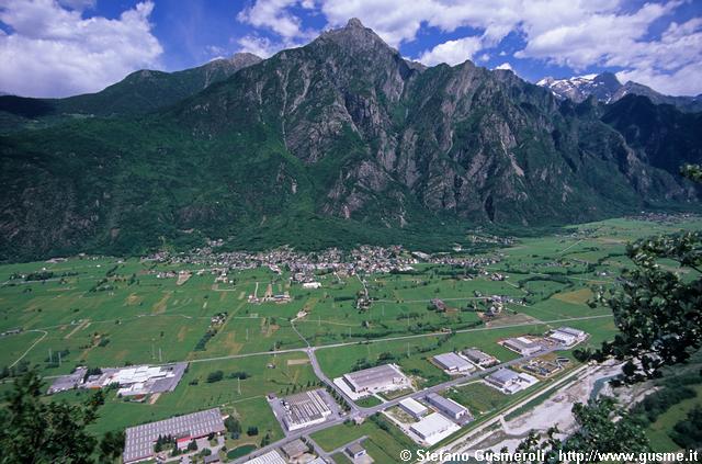  Piana di Chiavenna e pizzo di Prata - click to next image