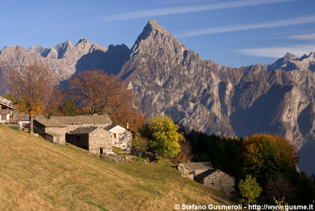  Alpe Cermine e pizzo di Prata - click to next image