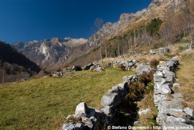  Sentiero per Corte Terza - click to next image