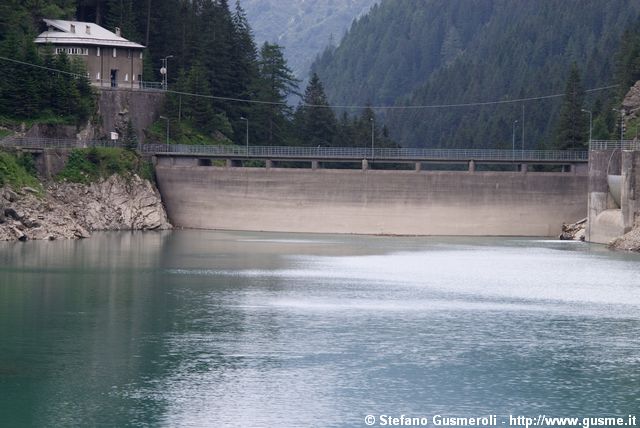  Diga di Isola - click to next image