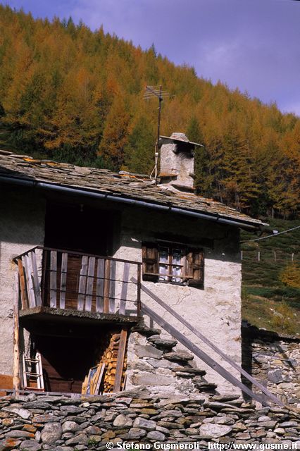  Cascina a Macolini e lariceto - click to next image