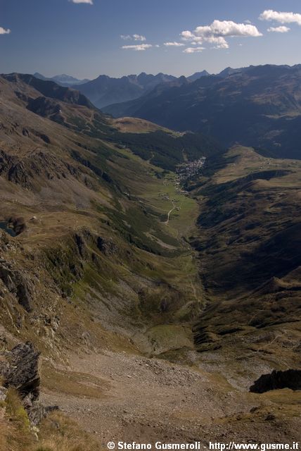  Valle di Madesimo dalla cima dello Spadolazzo - click to next image