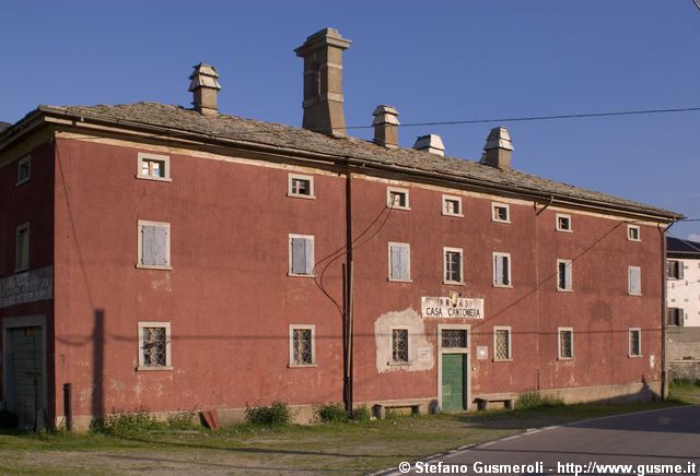 Casa Cantoniera - click to next image