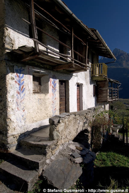  Bel palazzetto - click to next image