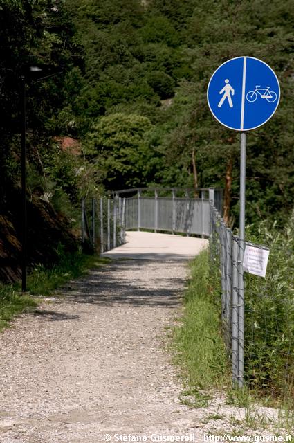  Passeggiata ciclopedonale lungo la Mera - click to next image