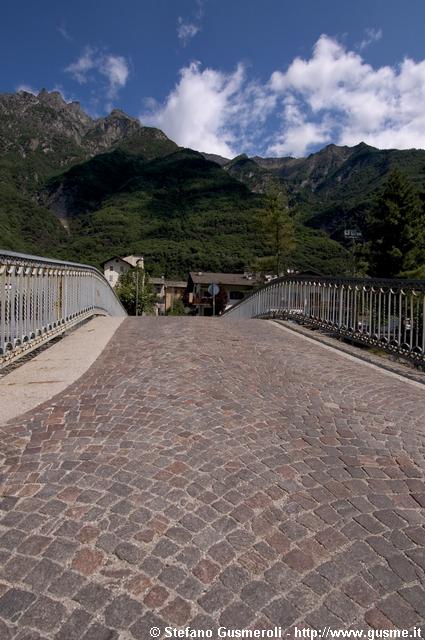  Prosto - Ponte sulla Mera - click to next image